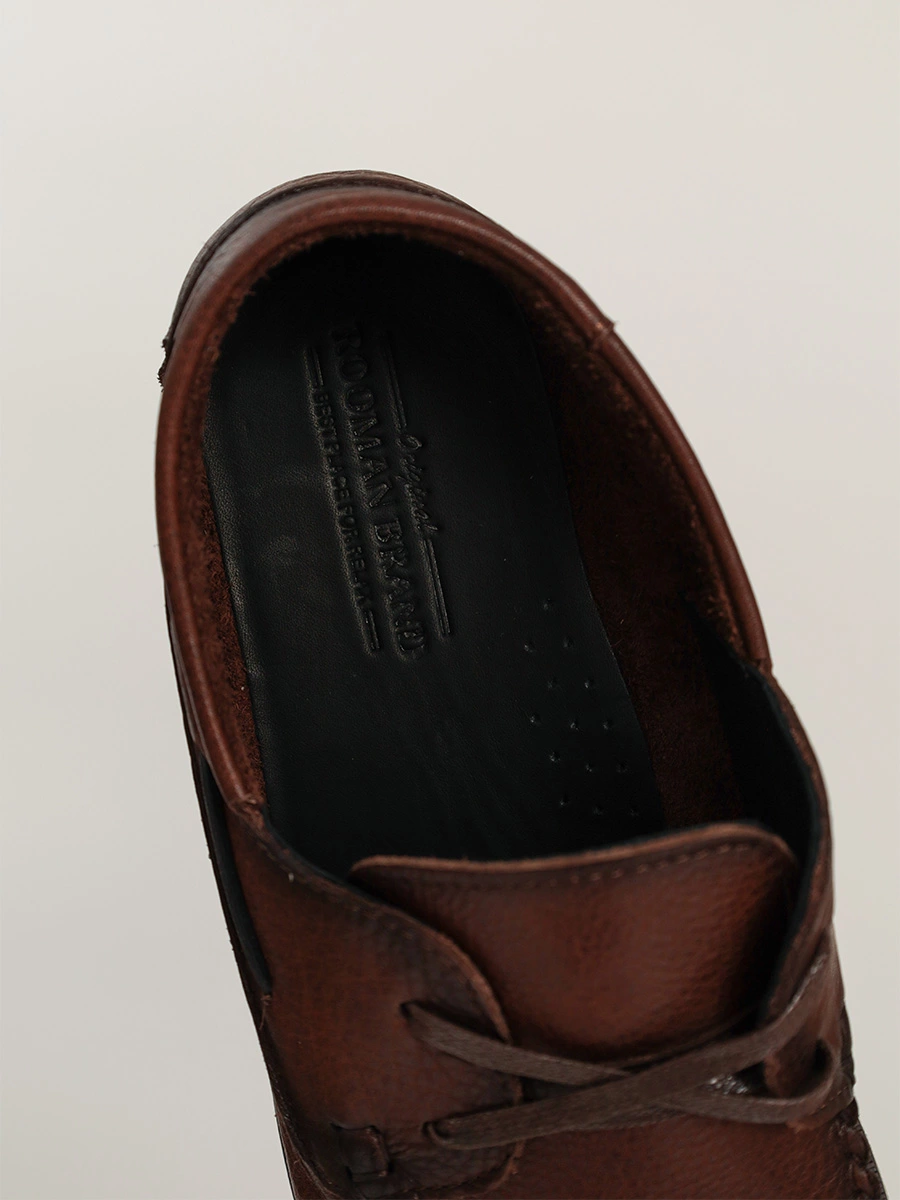Мокасины коричневые на шнуровке